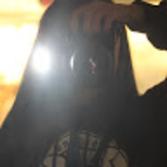 Meet your Posher, Angelique - Picture 1 of 1